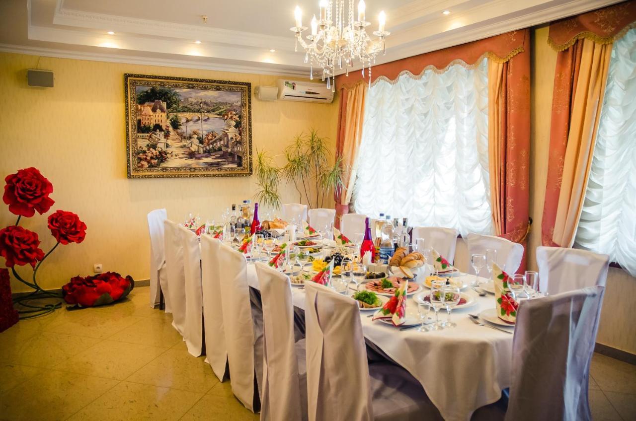Готель Софія Dolyna Exterior foto